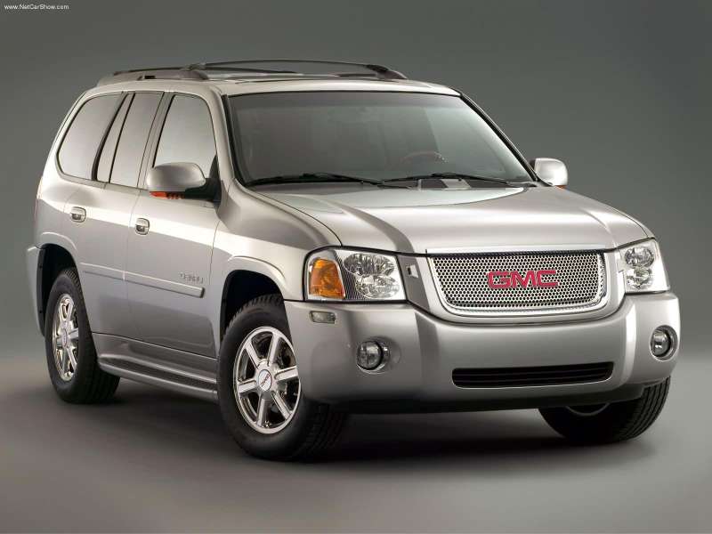 GMC Envoy Denali